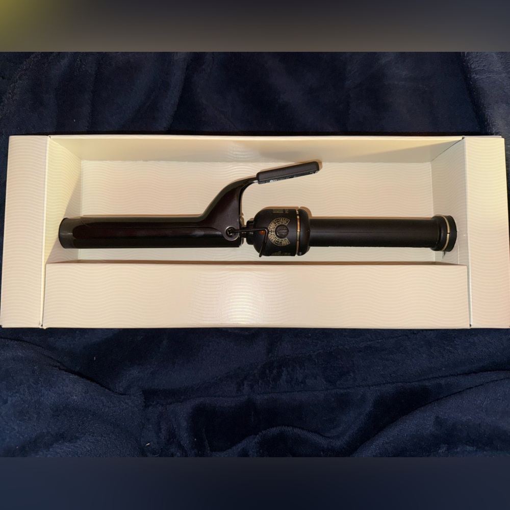 Hot Tools Pro Artist Black Gold Collection 1” Curling Iron